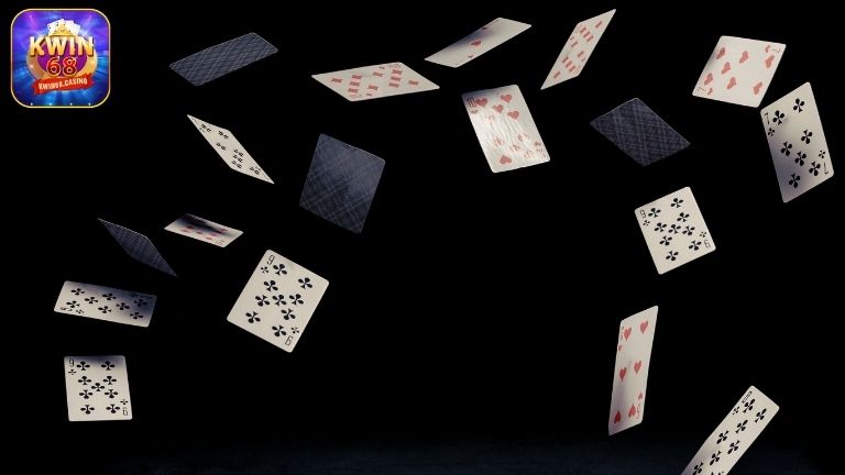 Những ưu điểm khi chơi bài Liêng KWIN68